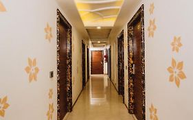 Deep Hotel Kanpur